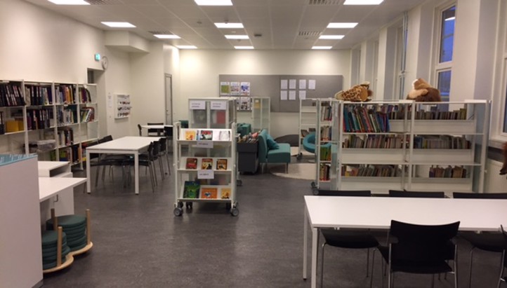 Biblioteket på Berg skole Biblioteket på Berg skole har mange bøker