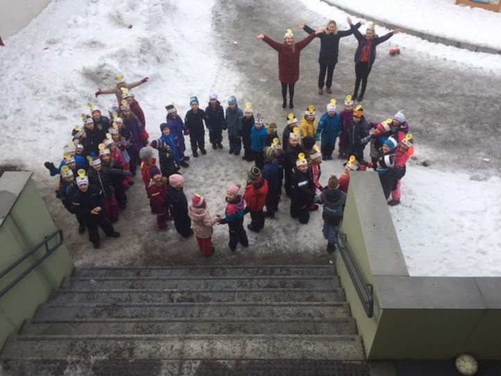 Elever formet som 100 Elever formet som 100